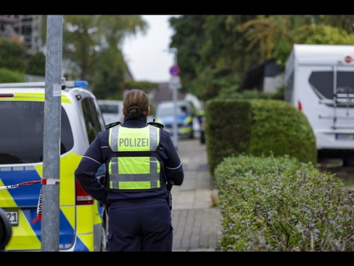 Germania, è stata la figlia di 17 anni a accoltellare la sindaca