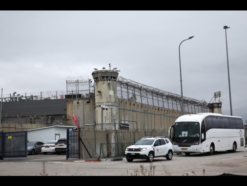 Fonte Hamas, 1.950 prigionieri liberi per 20 ostaggi vivi