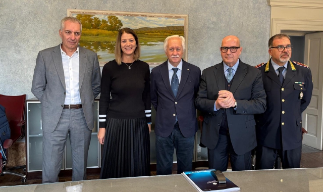 La presentazione del patto fra Comune e commercianti per la sicurezza