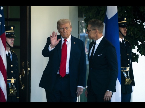 Trump, la Spagna forse dovrebbe essere espulsa dalla Nato