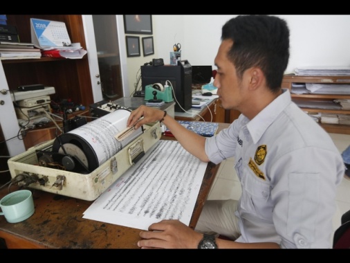 Terremoto 7.4 nel sud delle Filippine, allarme tsunami