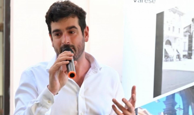 Samuele Corsalini alla presentazione di “Quel che non sai di Varese”
