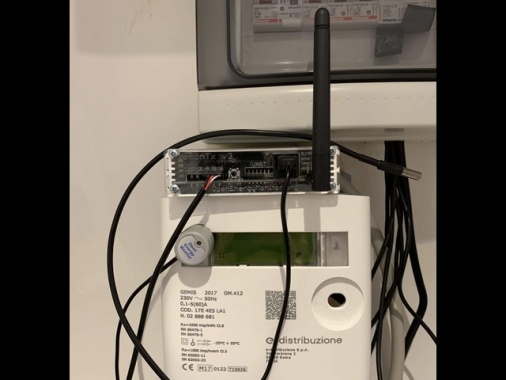 Boom bollette: +74% per la luce e +47% per l'acqua in dieci anni