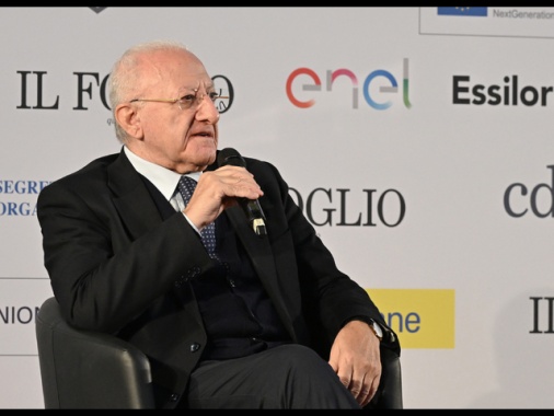 De Luca, resto a fare politica per un altro quarto di secolo