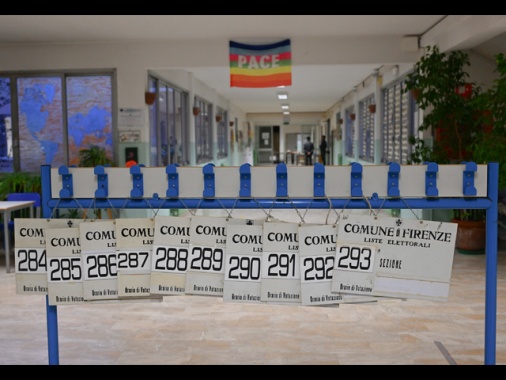 Regionali Toscana,alle 12 affluenza in tutte le sezioni del 9,9%