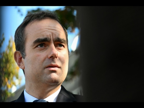 Atteso per questa sera annuncio governo in Francia