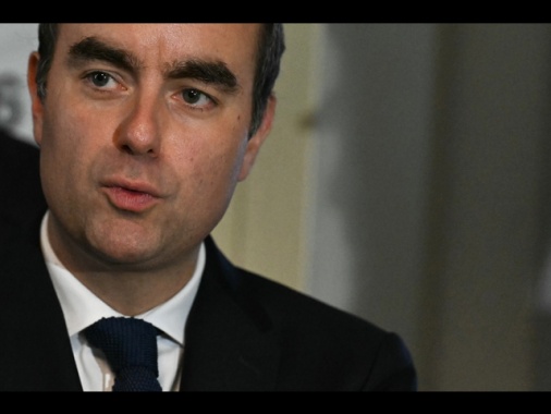 Lecornu, 'governo di scopo, varare manovra finanziaria'