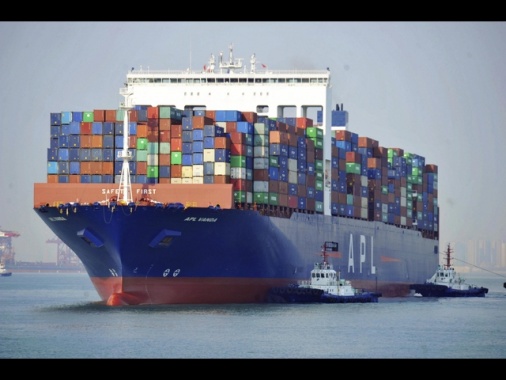 Cina, -27% export verso gli Usa a settembre, +8,2% con Ue