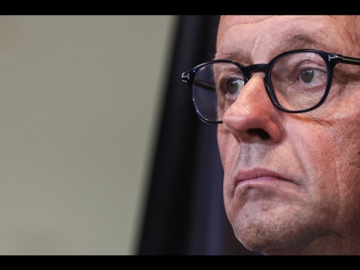 Merz, 'Trump ora usi la sua influenza anche sulla Russia