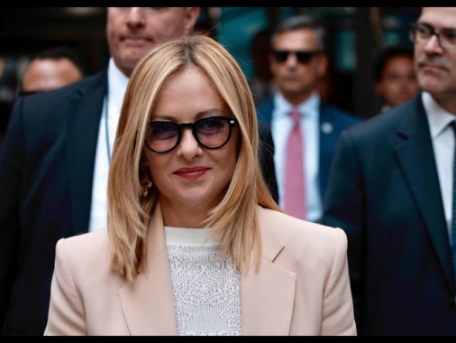 Meloni a Sisi, quadro pace si basi su soluzione due Stati