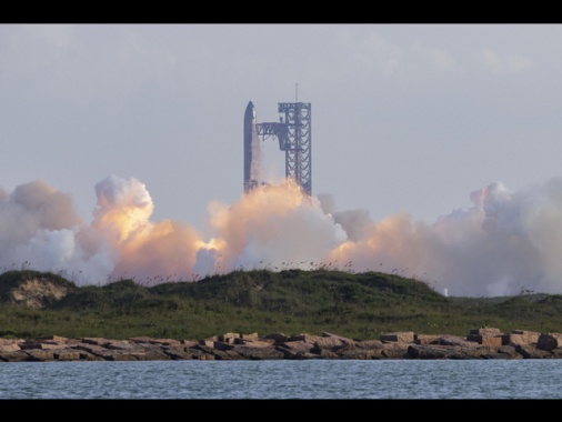 Iniziato l'11mo test di Starship, il razzo per Luna e Marte