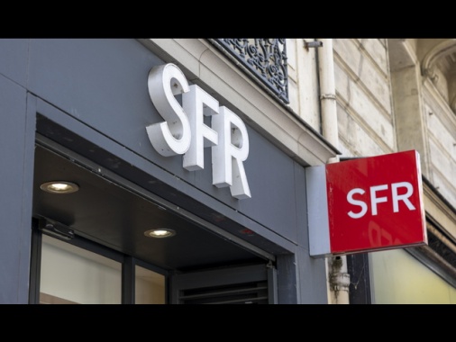 Altice respinge l'offerta di Bouygues, Iliad e Orange