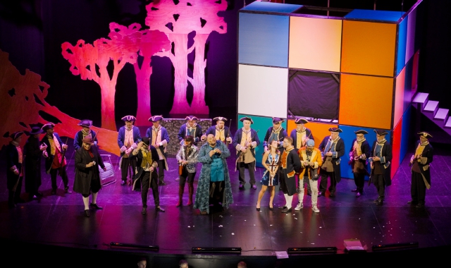 Il Barbiere di Siviglia in versione giovane e brillante: applausi al Gaber