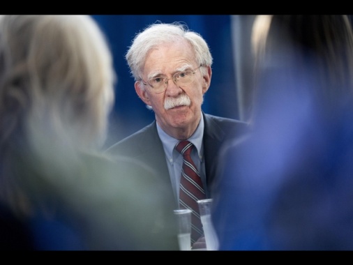Bloomberg, 'John Bolton è stato incriminato'