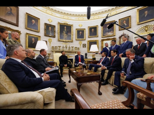 Zelensky, serve il cessate il fuoco, noi pronti a parlare