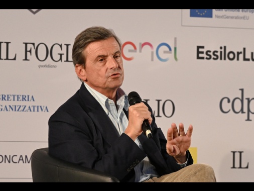 Calenda, non andremo né a destra, né a sinistra