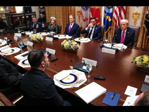 'Trump a Zelensky, cedi il Donbass o sarai distrutto'