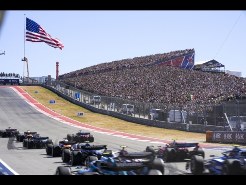 Gp Usa: Verstappen trionfa ad Austin, terzo Leclerc