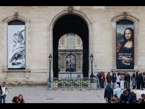 Il Louvre resterà chiuso anche oggi