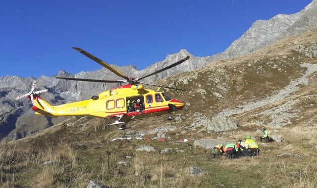 Un intervento del soccorso alpino (foto Archivio)