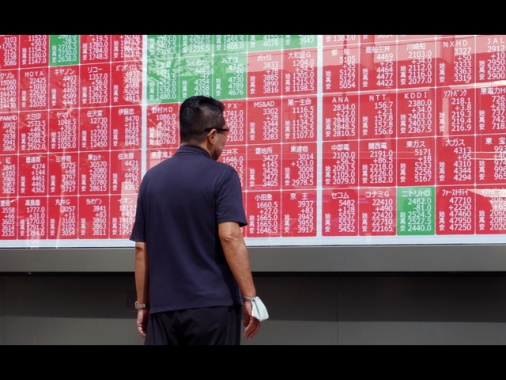 Borsa: Tokyo, apertura in aumento (+0,97%)