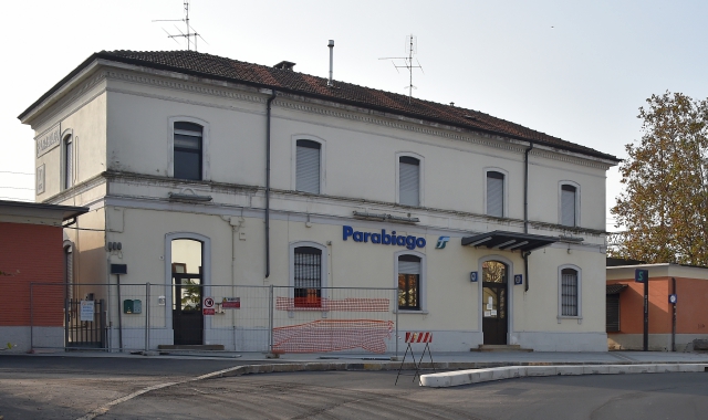 L’aggressione è avvenuta alla stazione di Parabiago