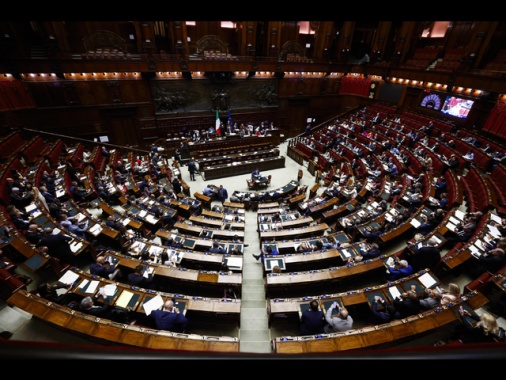 Camera approva ddl minori in affido, testo passa al Senato