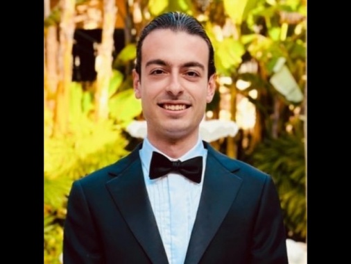 Usa, candidato di Trump si ritira dopo chat con post razzisti