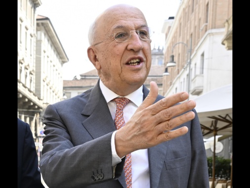 Patuelli (Abi), 'studierò Manovra dopo esame del Senato'