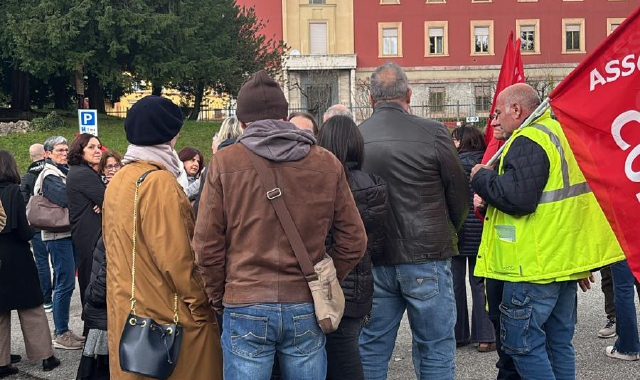 Blocco della contrattazione, dipendenti della Provincia in agitazione