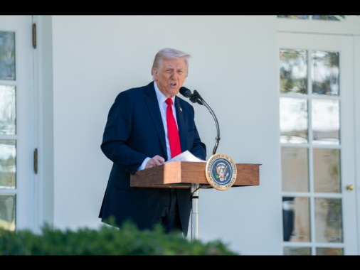 Trump, 'ho cancellato l'incontro con Putin, lo faremo in futuro'