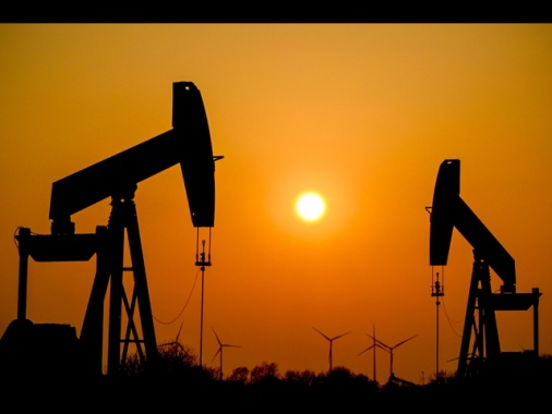 Corrono petrolio e gas dopo sanzioni Usa alla Russia