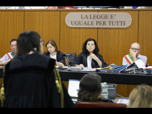 Regeni, atti alla Consulta, stop al processo