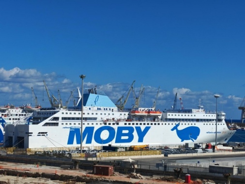 Antitrust, Sas (gruppo Msc) cederà 49% Moby a Onorato