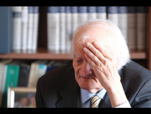 Su sparizione guanto killer Mattarella spunta nome Contrada