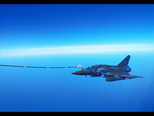 Macron, 'invieremo a Kiev altri missili e caccia Mirage'