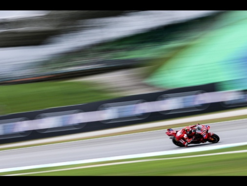 Motogp: Bagnaia conquista la pole in Malesia