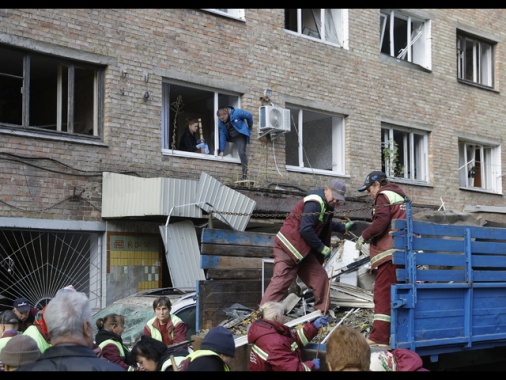 Due morti negli attacchi in Ucraina, 8 i feriti a Kiev