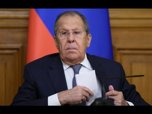Lavrov, 'pronti a dare garanzie che non attaccheremo Nato'
