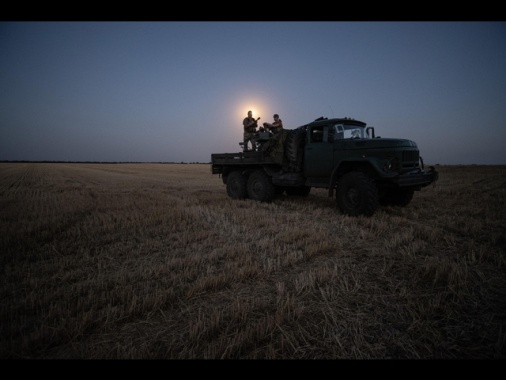 Russia, abbattuti 98 droni ucraini durante la notte