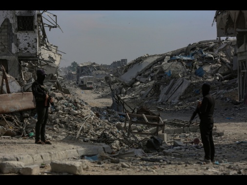 Israele, ricevuti i corpi dei tre ostaggi