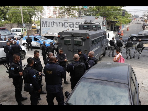 Castro difende l'operazione in favela davanti alla Corte suprema