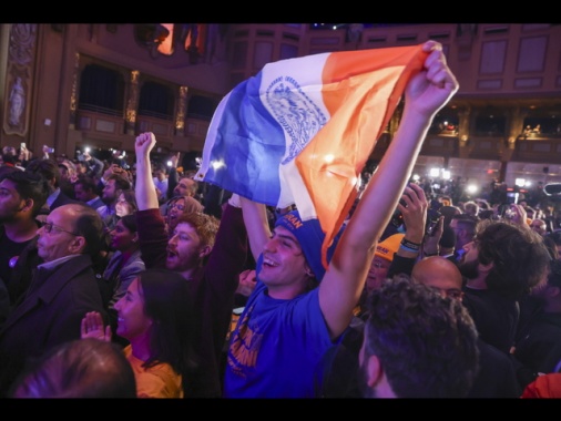 Usa: storico tris dem, Mamdani eletto sindaco a New York