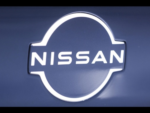 Nissan torna all'utile operativo ma prevede perdita annuale