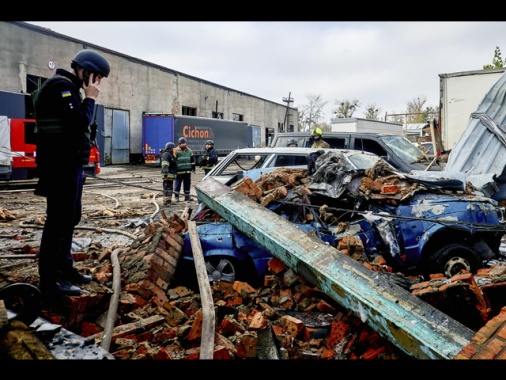 Kiev, in 100.000 senza luce e gas nel Kharkiv per raid russi