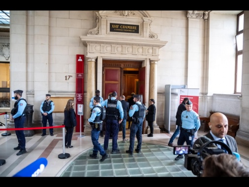 Corte d'appello di Parigi decide oggi su scarcerazione Sarkozy