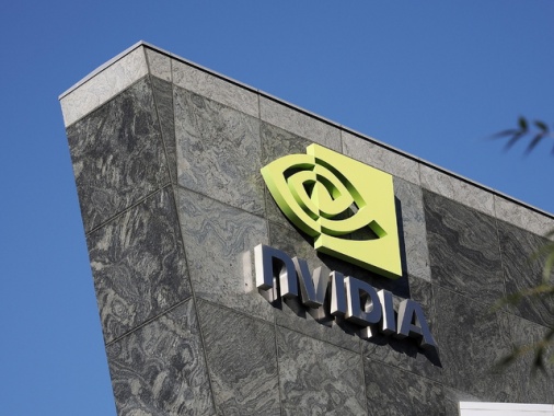Nvidia: trimestrale sopra attese, calano timori bolla IA
