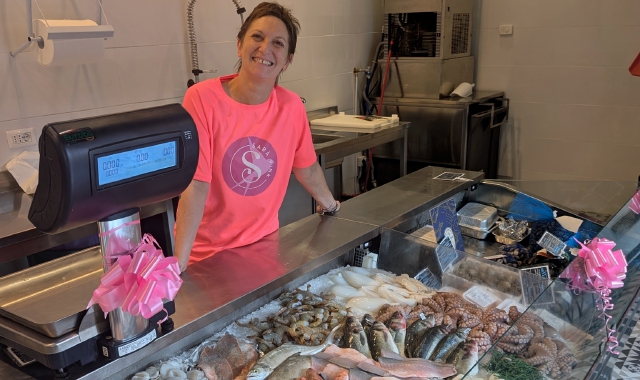 Simonetta Pasquale ha riaperto la sua pescheria mercoledì mattina