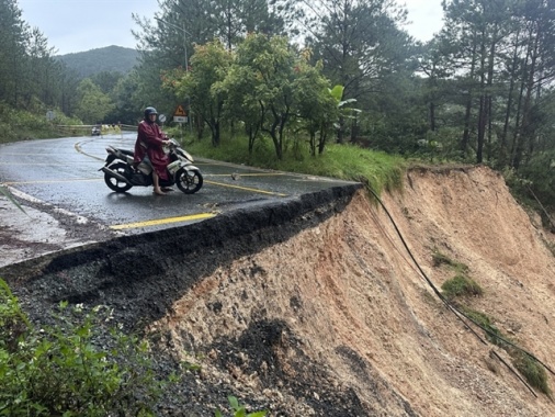 Alluvione record in Vietnam, oltre 50 tra morti e dispersi