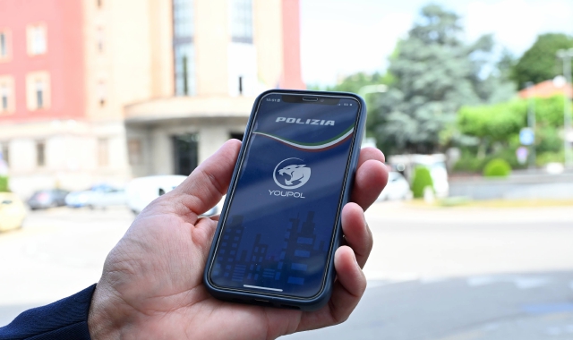 Molestata in stazione, chiede aiuto con YouPol